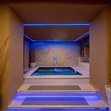 Готель Panorama 4*