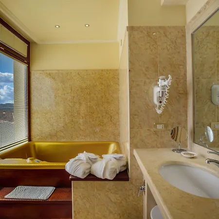 Panorama Готель Ольбія